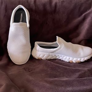 Merrell Women’s Bora Slide Sneakers Size 9